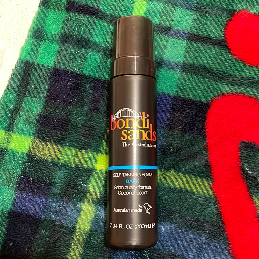 Brand new, never used Bondi sands, tanning foam and dark